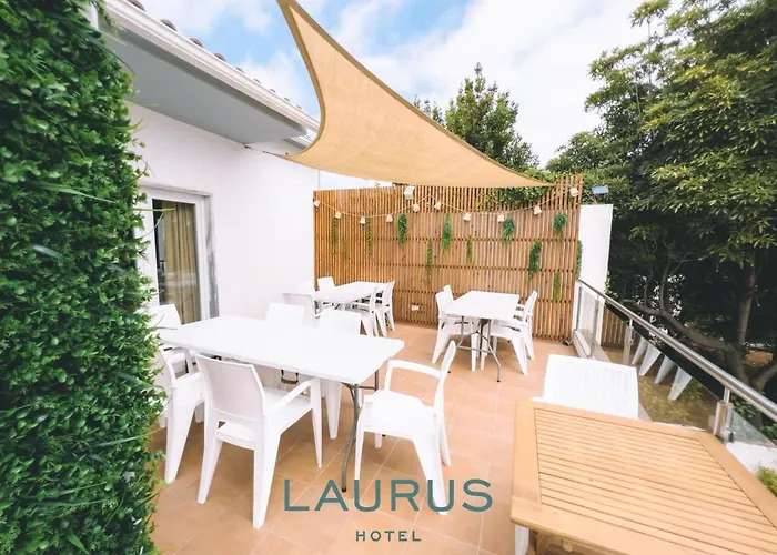 Отель Laurus