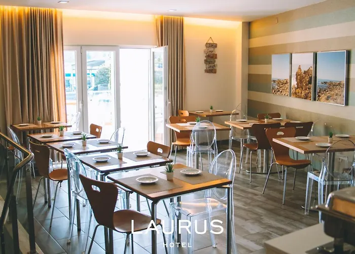 Отель Laurus 2*