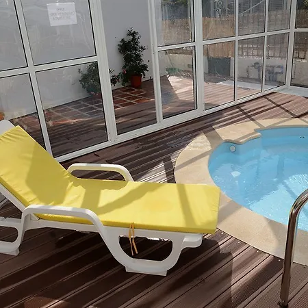 Laurus Hotel