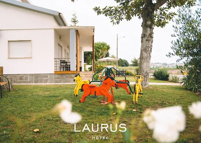 Laurus Hotel 2*